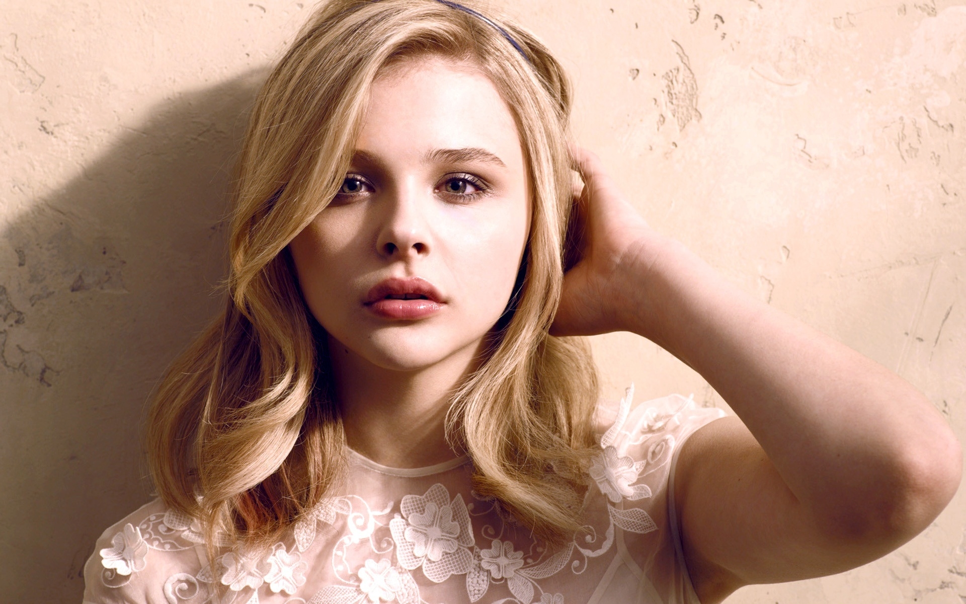 Chloë Grace Moretz. Uma diva e uma carreira em uma década. (Aniversário)