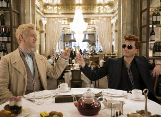 Veja David Tennant e Michael Sheen no trailer de “Belas Maldições” de Neil Gaiman