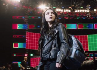 Veja Florence Pugh e Dwayne Johnson no trailer da comédia britânica “Fighting with My Family”