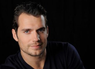 Henry Cavill negocia aparições como “Superman” em vários filmes da DC