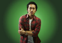 Steve Yeun é confirmado em filme do diretor de “Parasita”