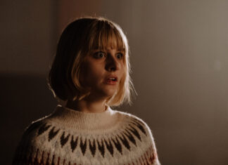 Veja imagem divulgada de “It’s Wonderful Knife”, novo terror natalino