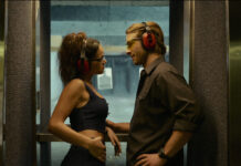 Glen Powell e Adria Arjona no trailer de “Assassino por Acaso”