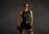 Confira novas imagens de Sophie Turner nas gravações de “Tomb Raider”